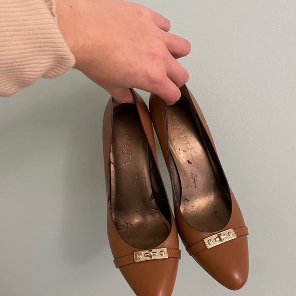 Women’s Heels - Picture 3 of 6